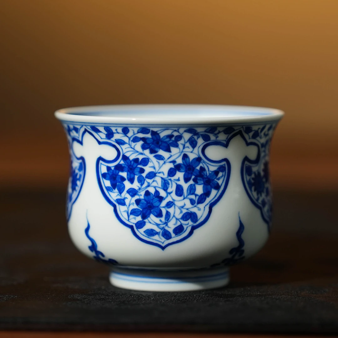 【中国工艺】青花缠枝云间纹（jd016）