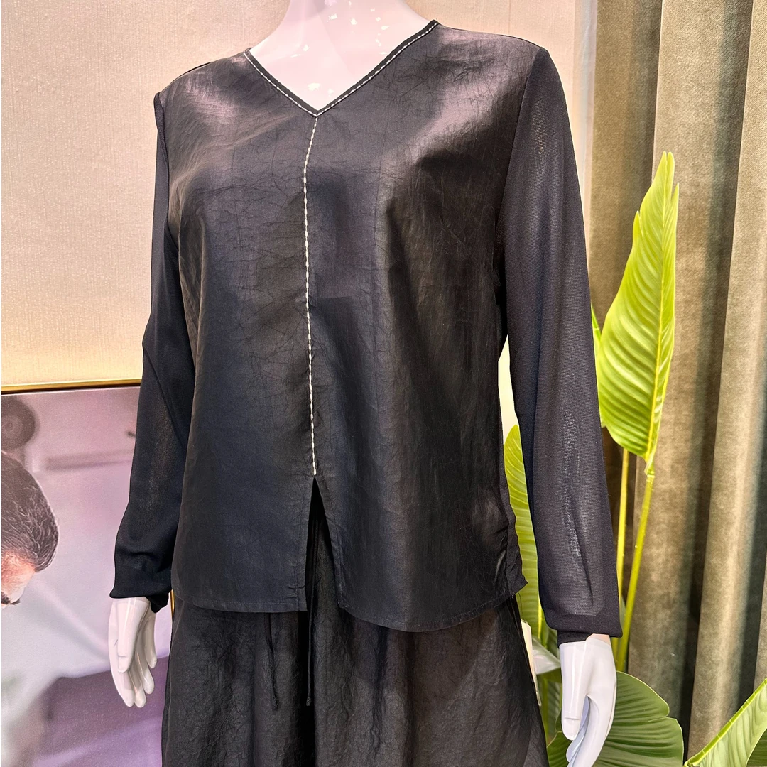 悦享服饰2025春季新款高端轻奢V领香云纱女上衣明线显瘦衬衫