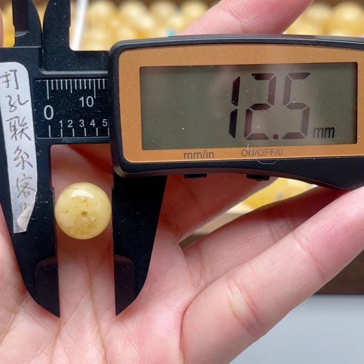 蜜蜡裸石未镶嵌蜜蜡墩子梦瑕