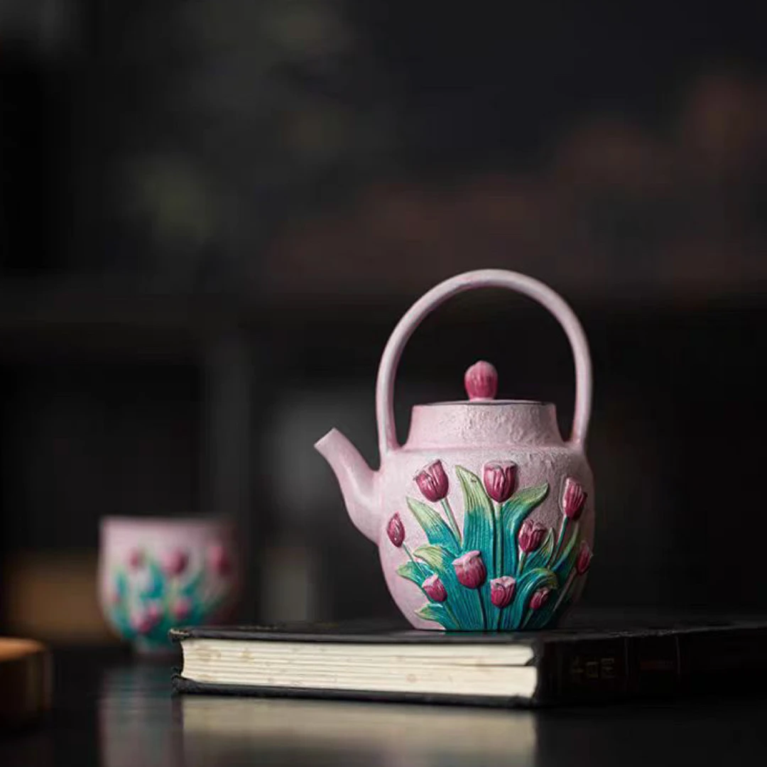 栖花漫语当代老岩泥手绘·郁金香提梁壶A13047