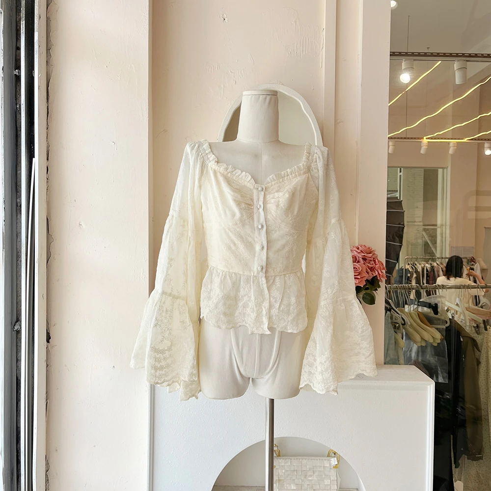 青青大码女装 纯欲辣妹蕾丝方领喇叭袖镂空小衫白色长袖上衣C5951