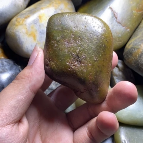 未镶嵌和田玉（糖玉）挂件