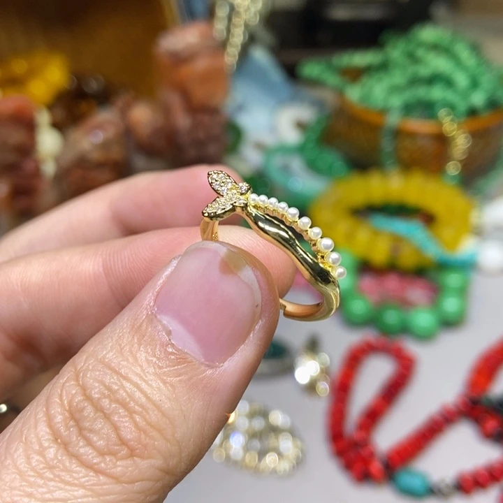 花岗石铁合金锆石铁合金