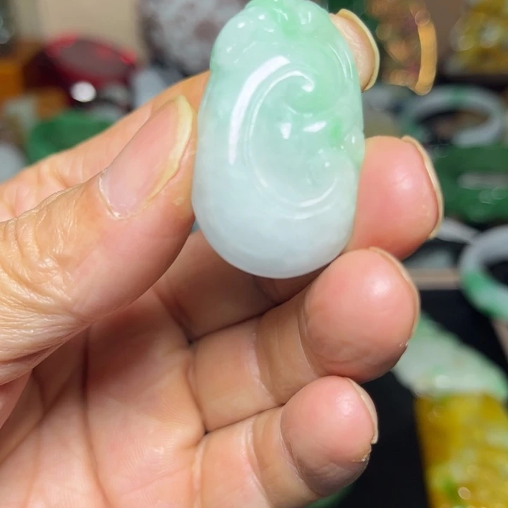 翡翠未镶嵌颈饰翡翠吊坠888888