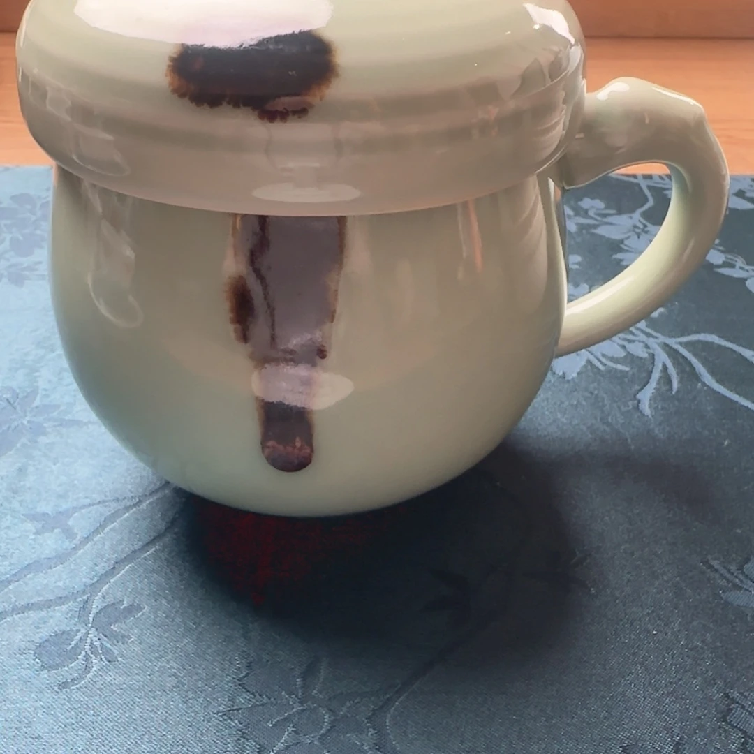 观复龙泉青瓷嘟嘟杯