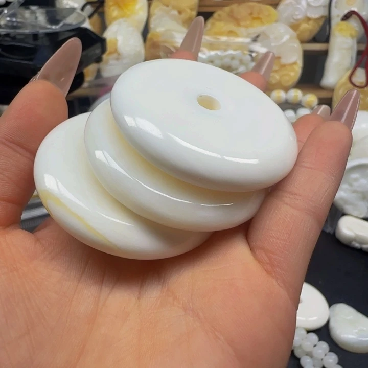 贝壳手串/手链精品贝壳 五公分