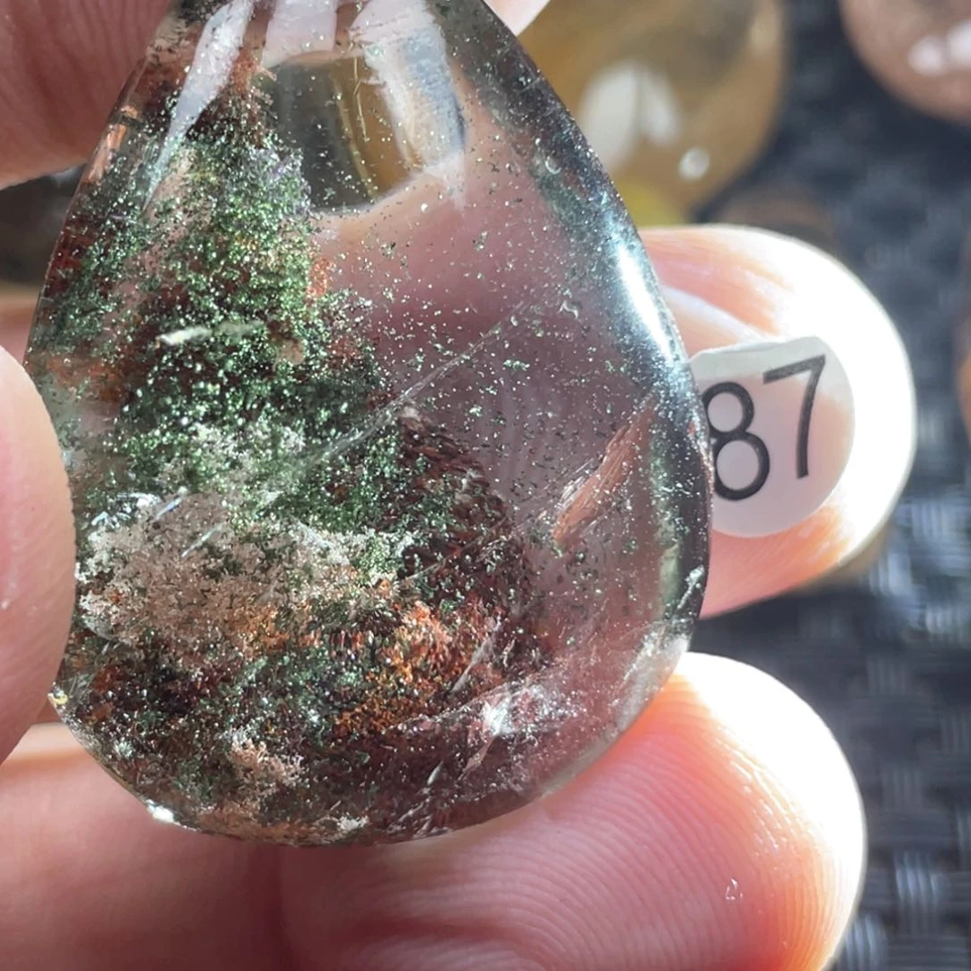 【闪购商品】未镶嵌颈饰水晶米****吖
