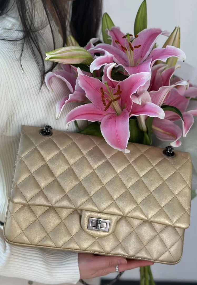 95新 Chanel/香奈儿 GGS香奈儿2.55中号香槟金银扣/95121869