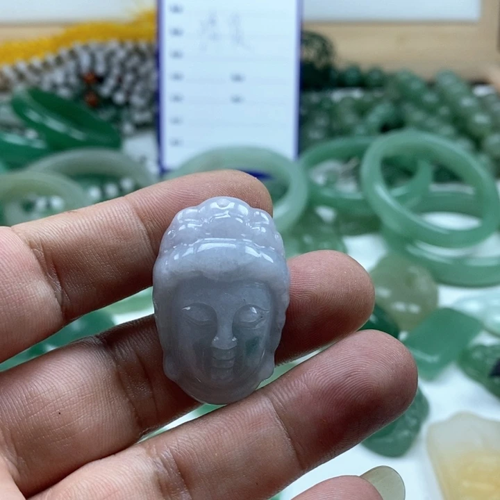 东陵石未镶嵌颈饰