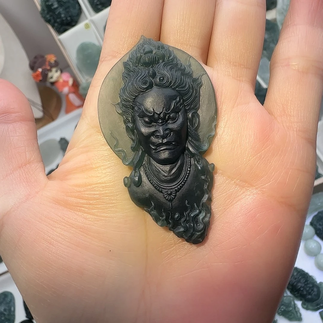 定制翡翠未镶嵌木容珠宝翡翠定制