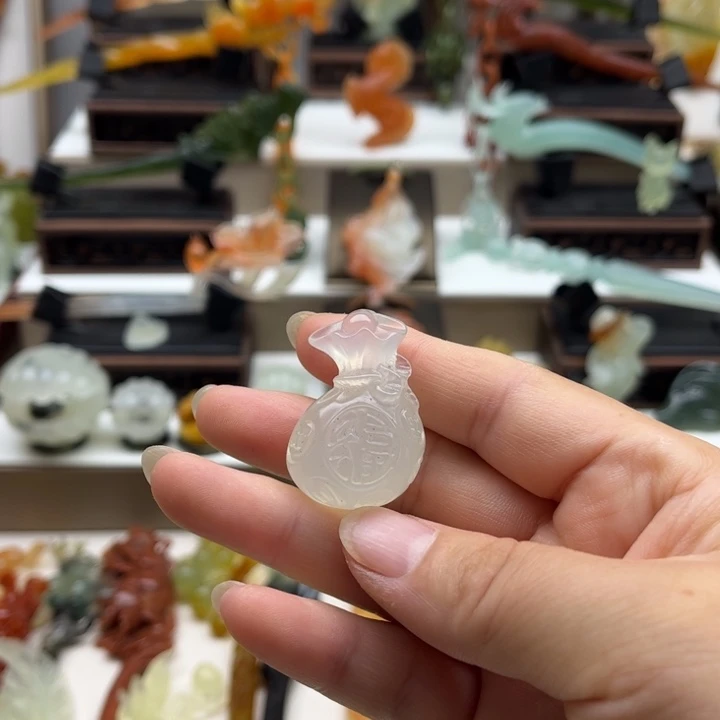 蛇纹石玉未镶嵌岫玉发簪