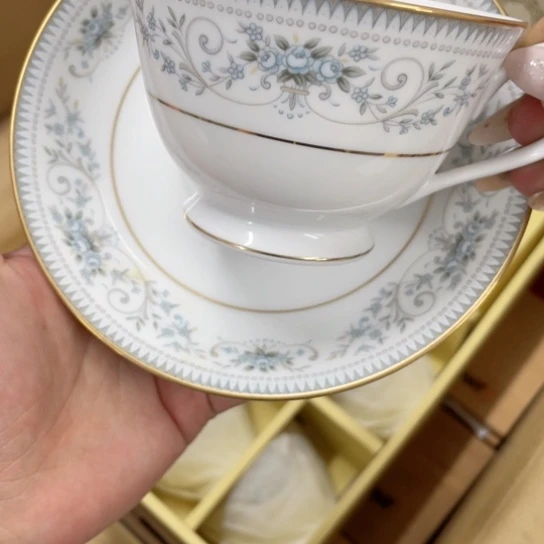涡****金葡萄瓷器欢迎您