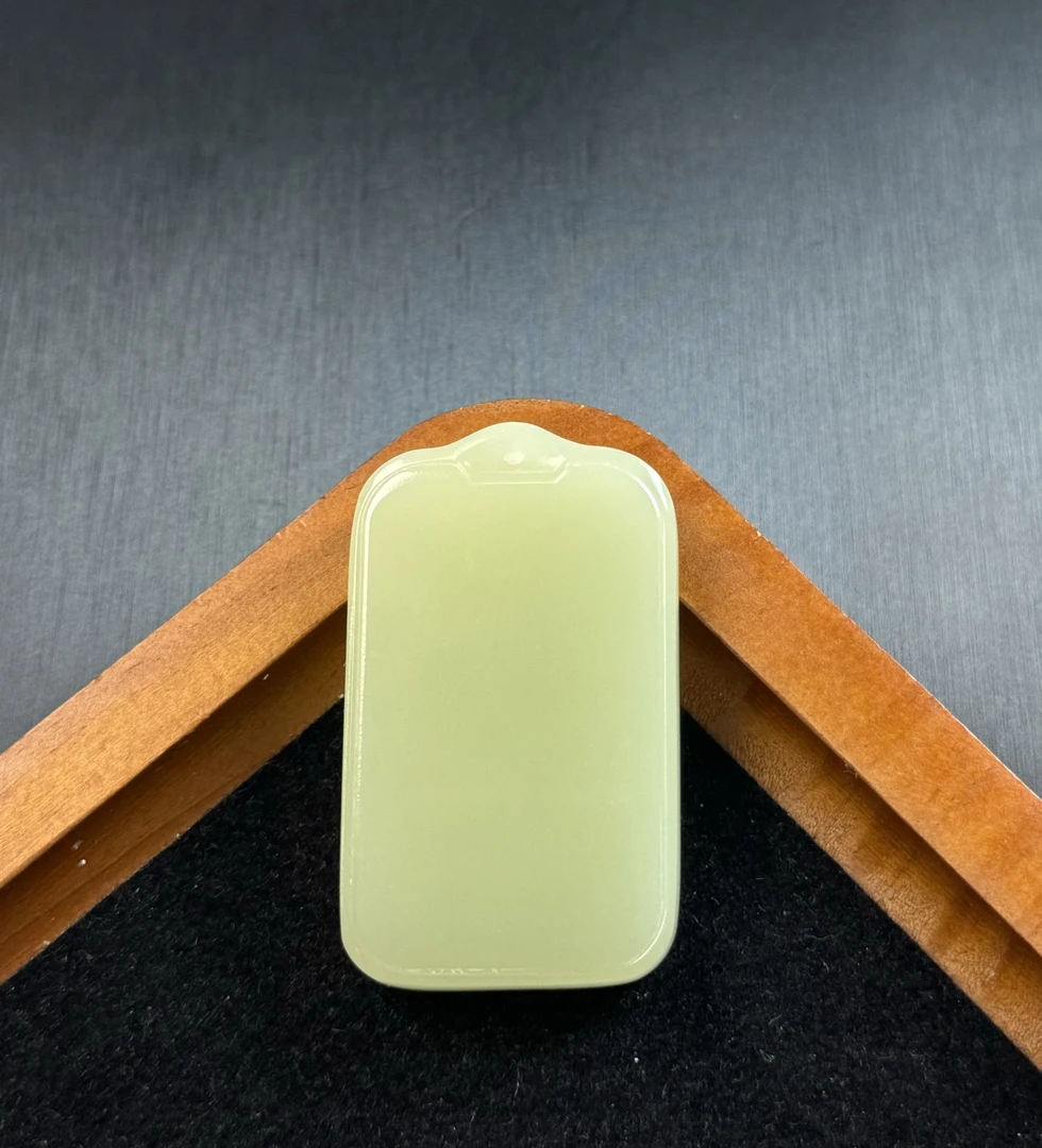 天然青海料晴水无事牌D5