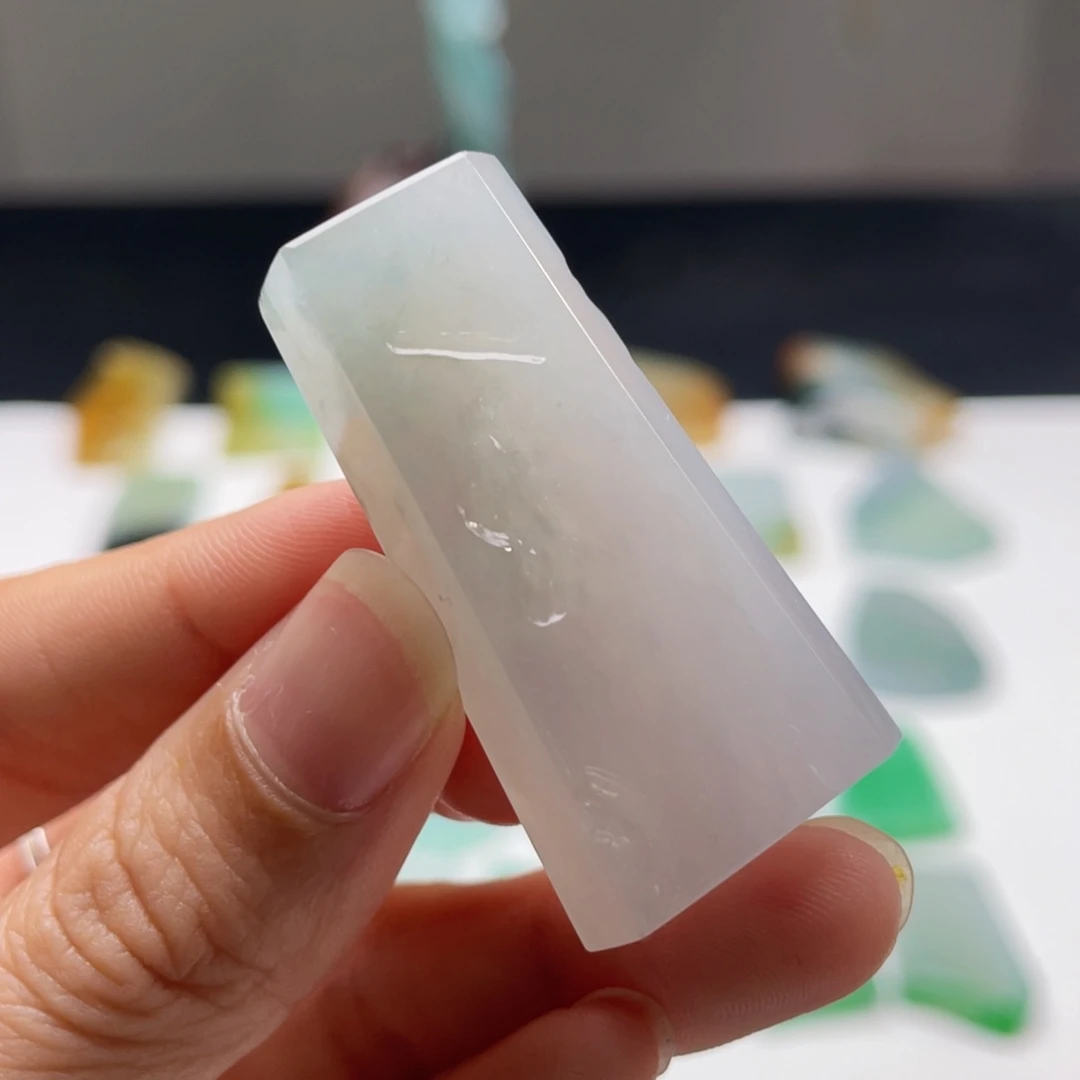 定制翡翠未镶嵌包工