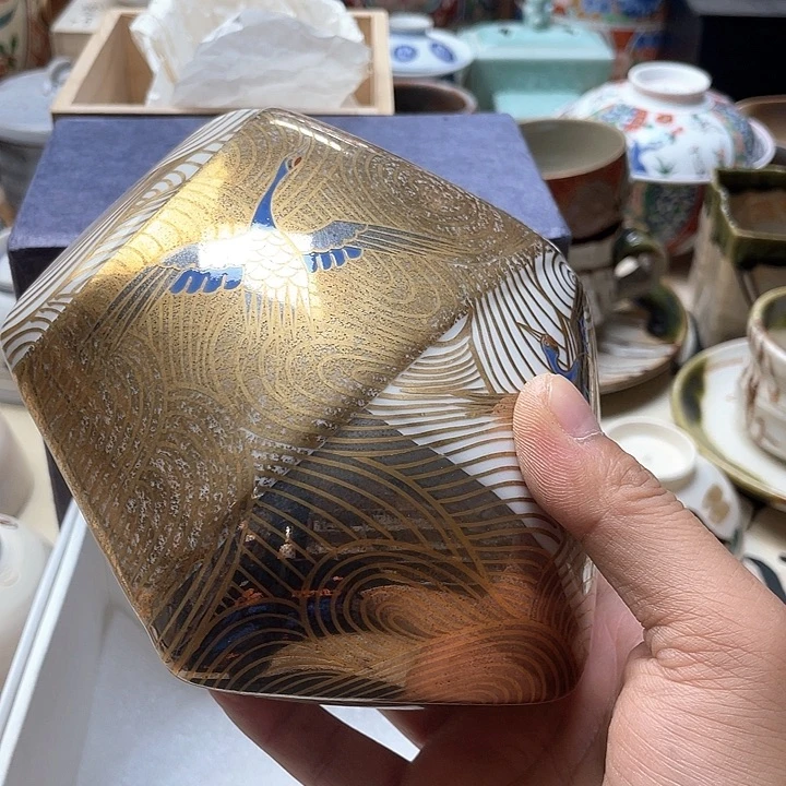 艾***腊瓷片001 一人直播，看品直播间说序号