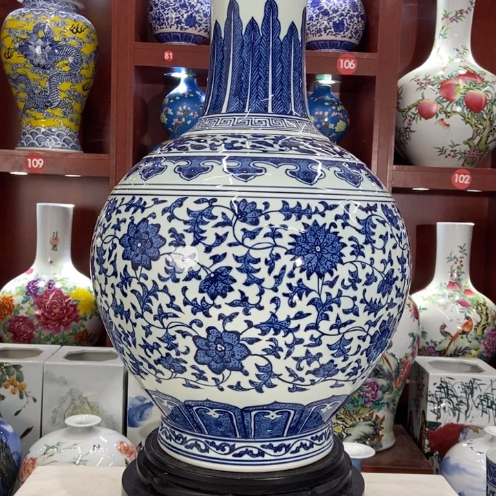 景德镇陶瓷艺术品吃***子