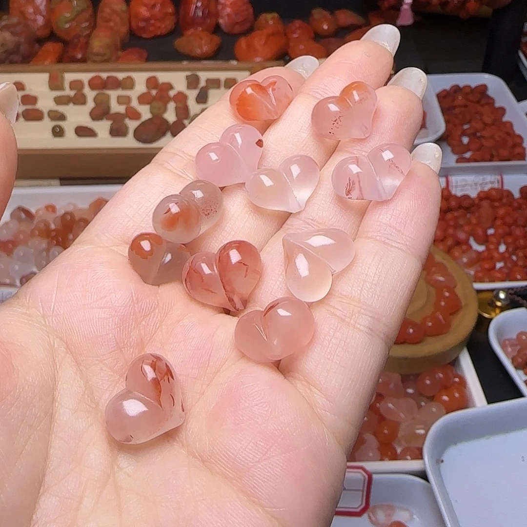 南红玛瑙未镶嵌颈饰