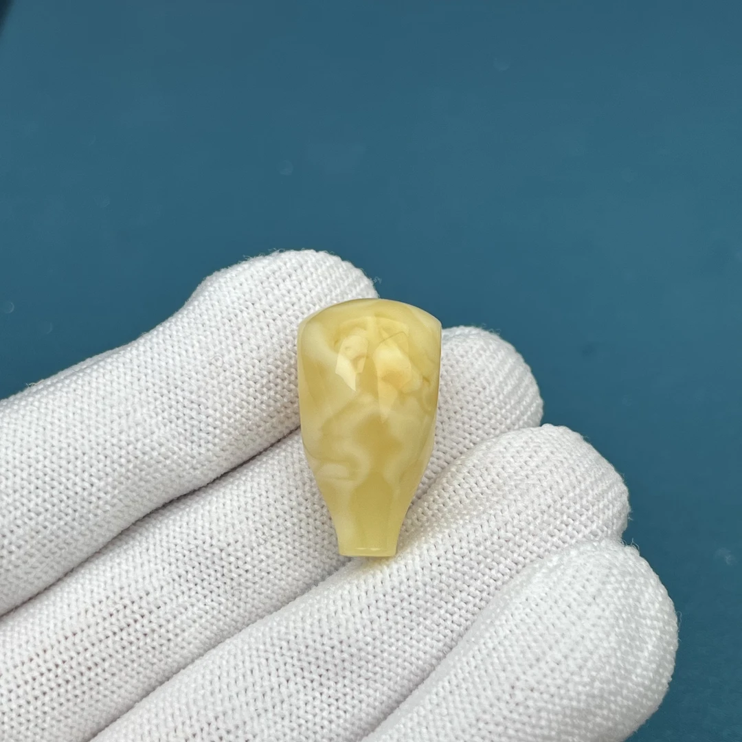 Z1656天然原矿蜜蜡三通14x26mm 3克 支持复检假一罚四