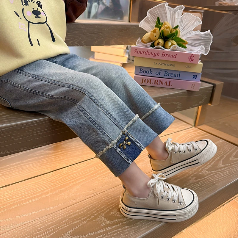 女童牛仔裤春秋季2025新款女宝宝洋气儿童装网红春装直筒百搭裤子