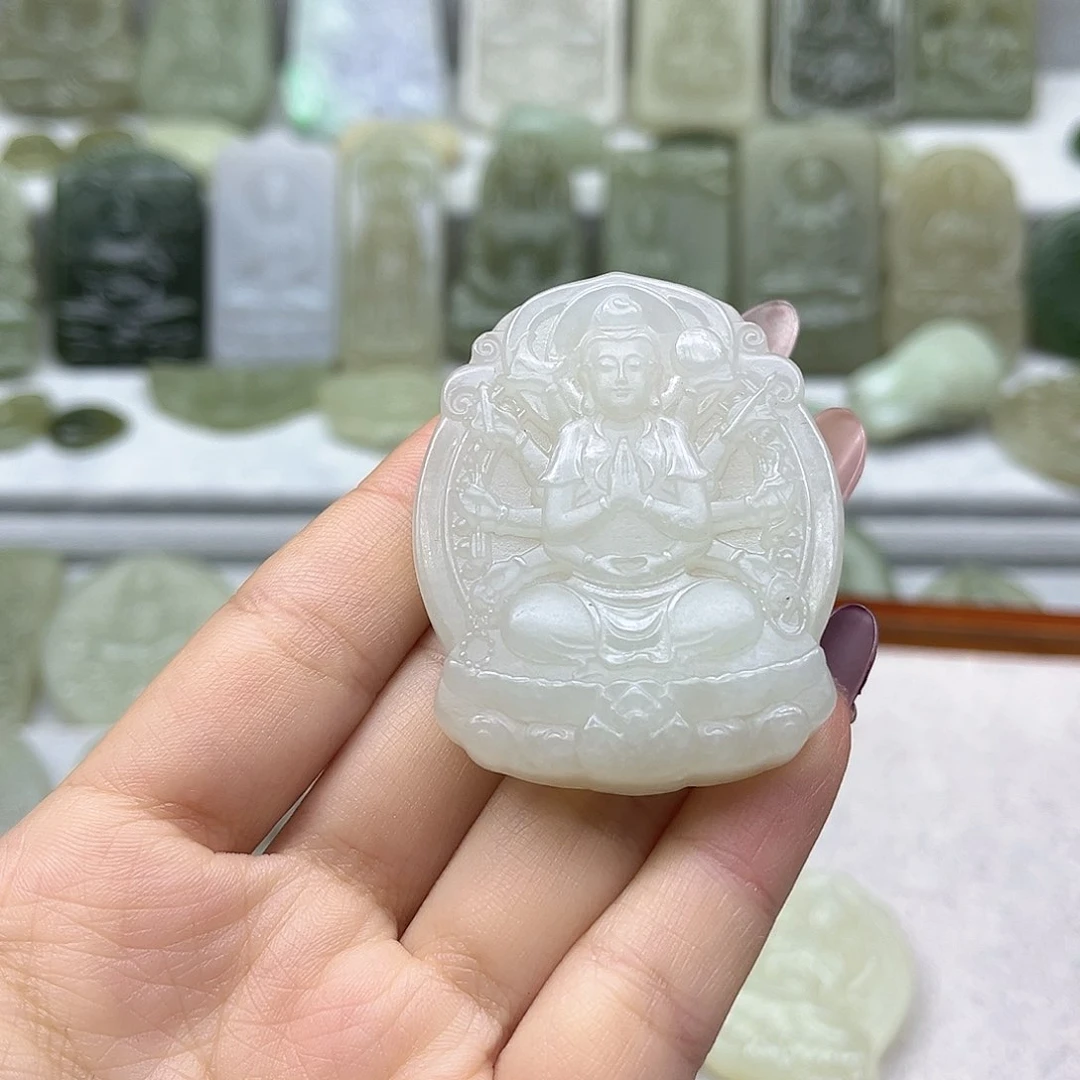 和田玉颈饰未镶嵌晚*”