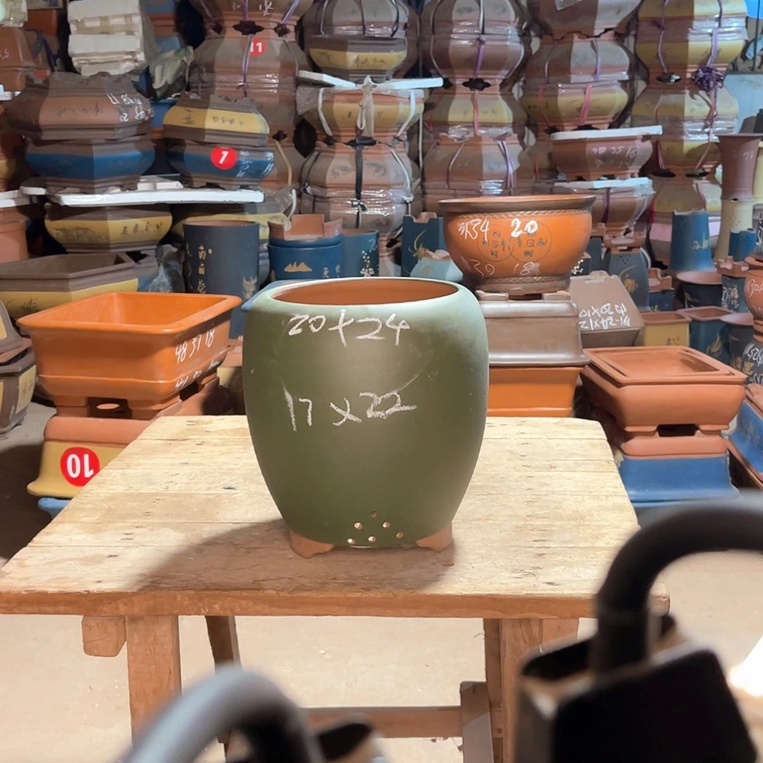 紫砂花盆龙胆盆一个