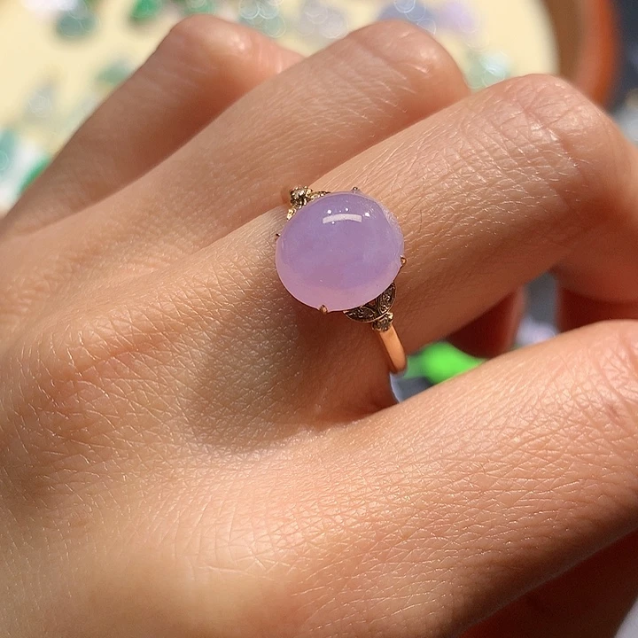 翡翠戒指18K金镶嵌戒指