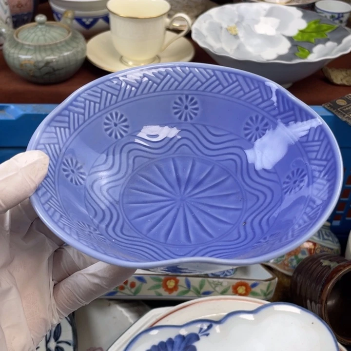 他家瓷器真美…开播了