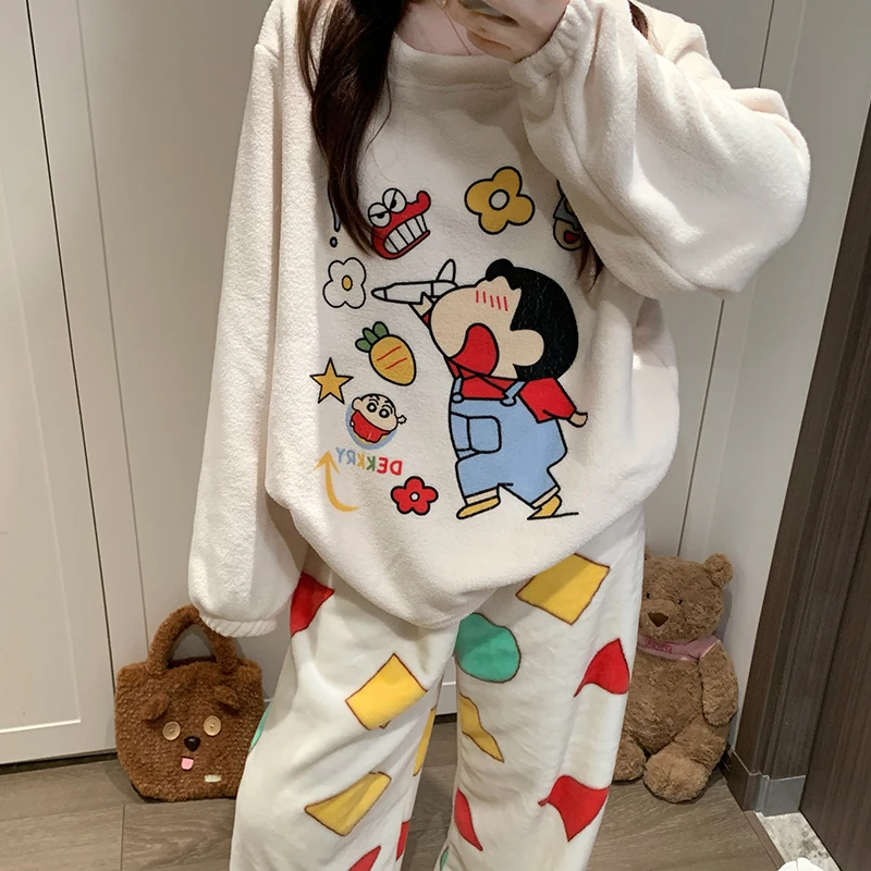 冬季米粒绒睡衣女简约卡通印花腊笔小新圆领套装家居服宽松慵懒