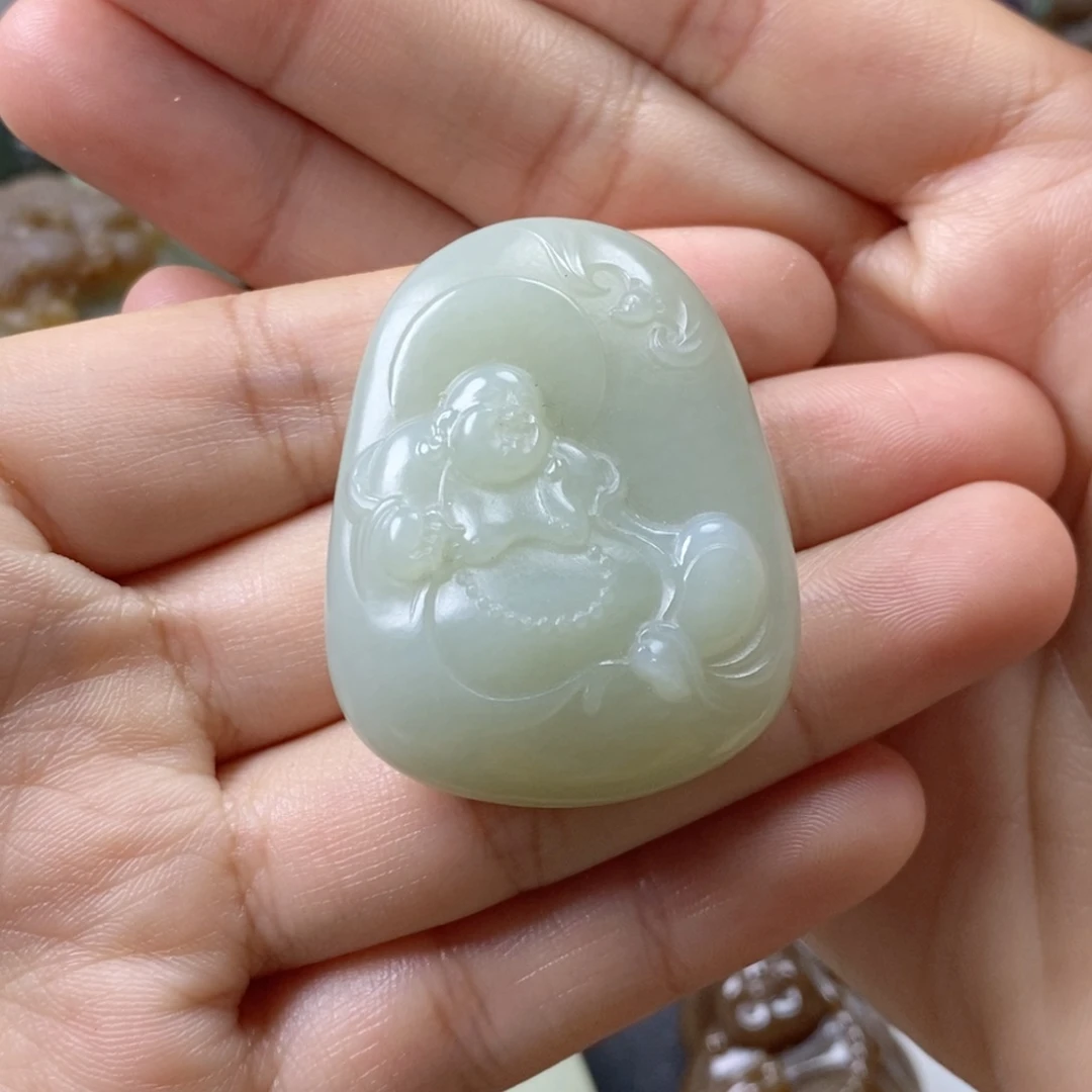 未镶嵌和田玉挂件随*?