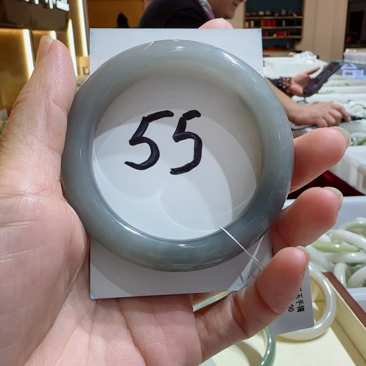 和田玉未镶嵌手镯638