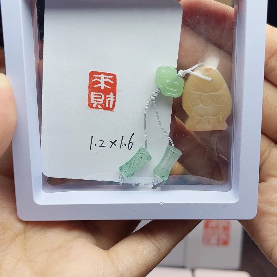 寿山石印石1.2×1.6来财 精品老挝 手工篆刻