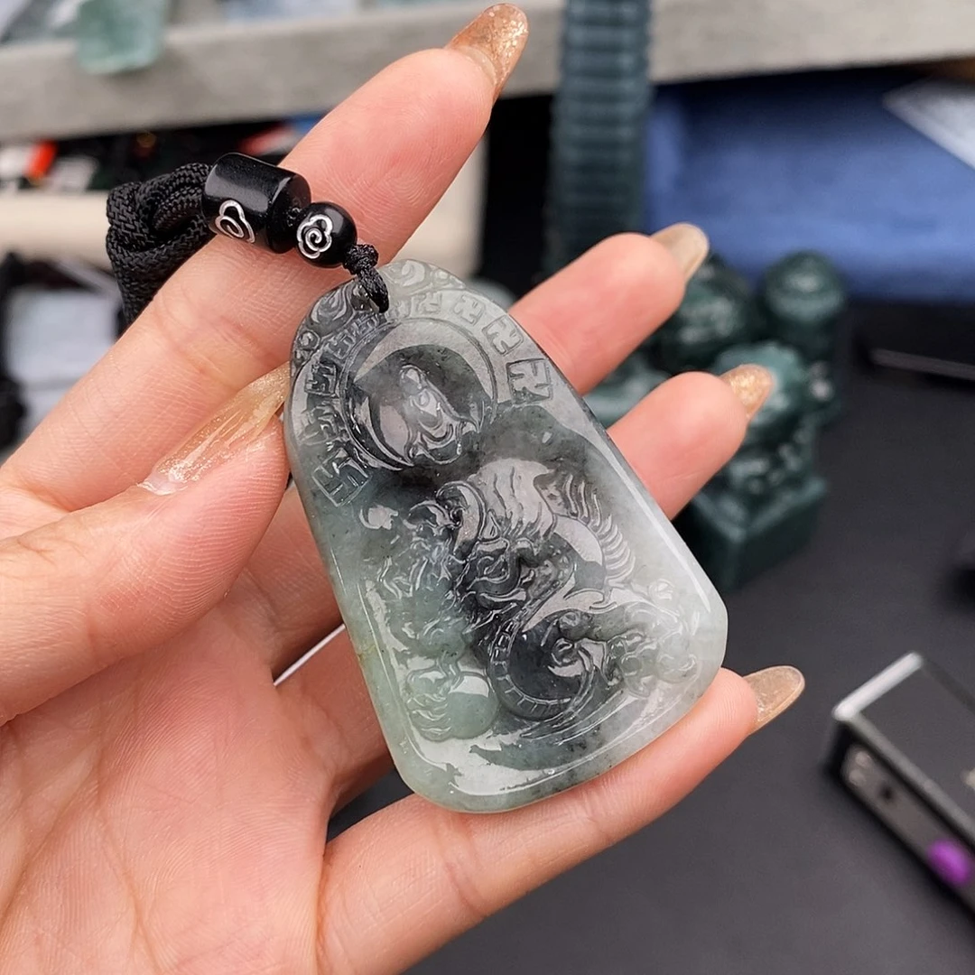 翡翠颈饰未镶嵌一