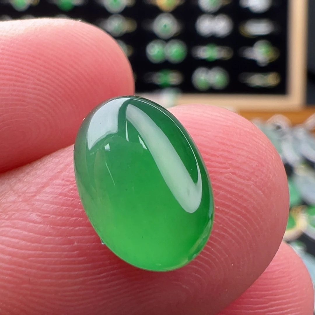 翡翠未镶嵌颈饰蛋面11.4