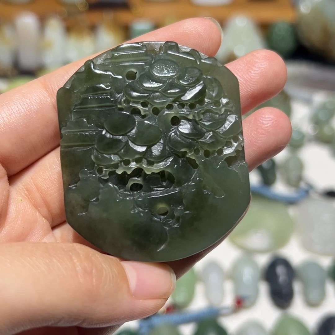 和田玉未镶嵌颈饰