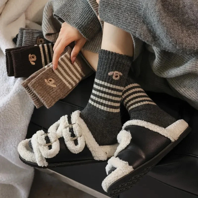 可爱创意条纹袜子女中长筒袜秋冬季加厚款保暖可爱冬天长袜堆堆袜