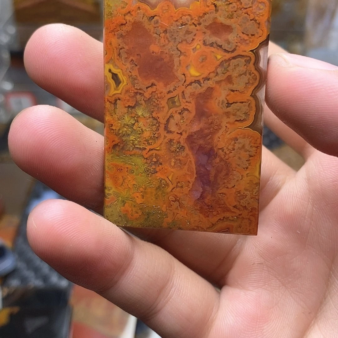 蓝***吗玛瑙/玉髓未镶嵌珠宝半成品