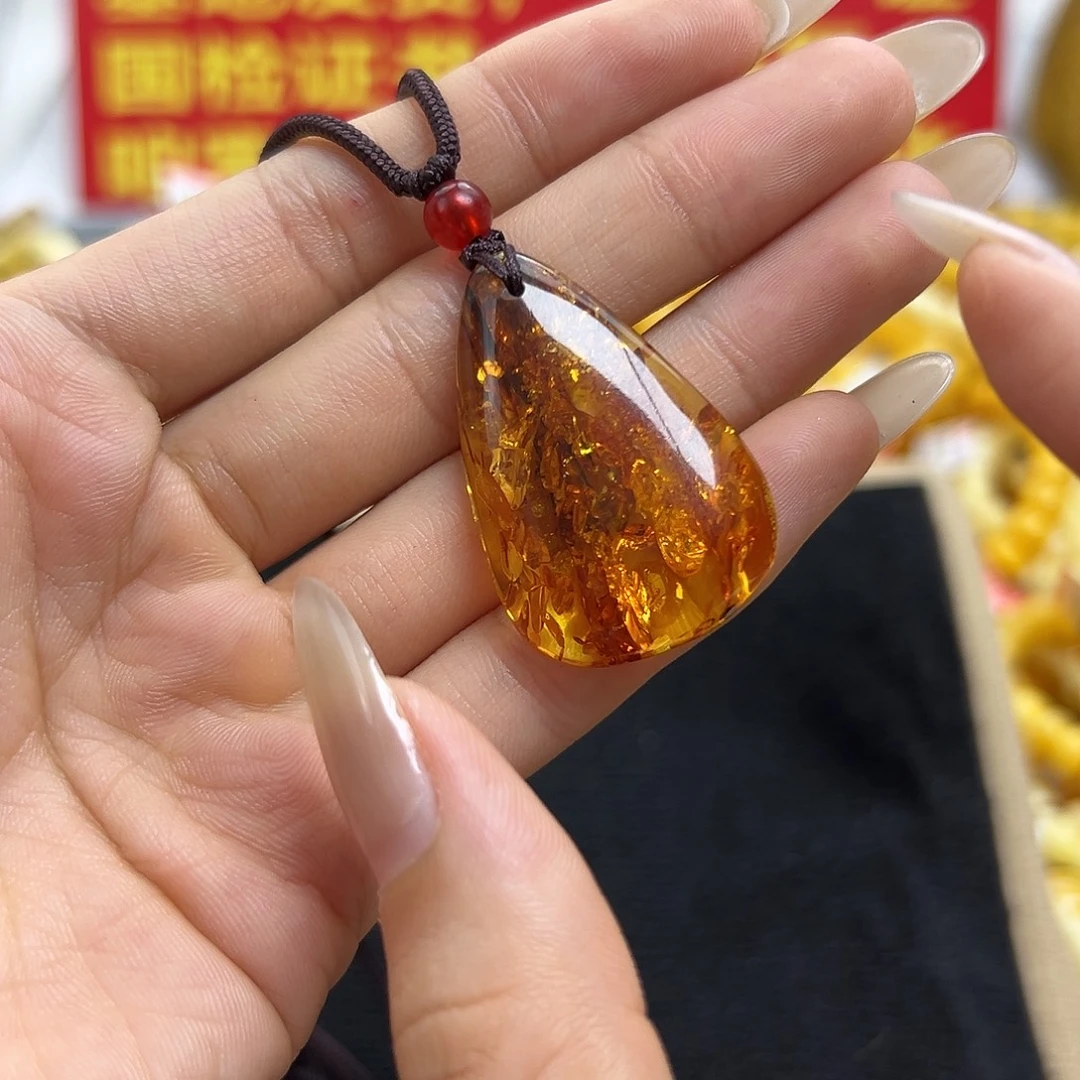 琥珀未镶嵌珠宝奇石