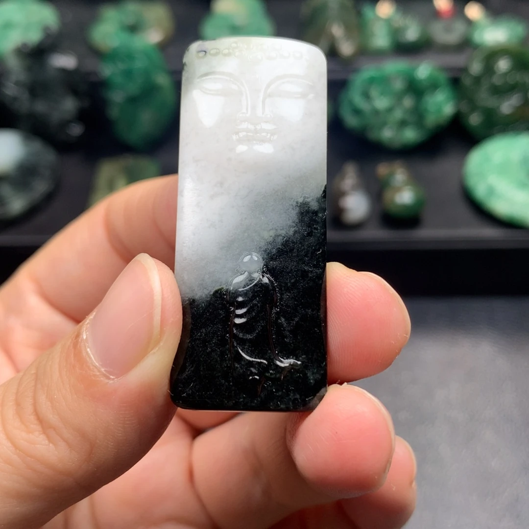 独山玉未镶嵌颈饰