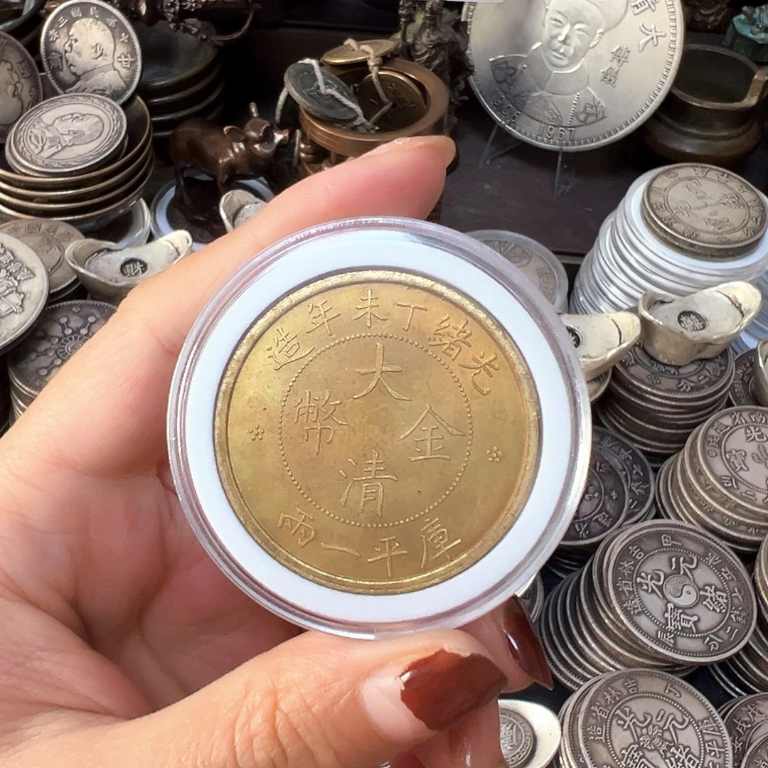 金属复古风格摆件