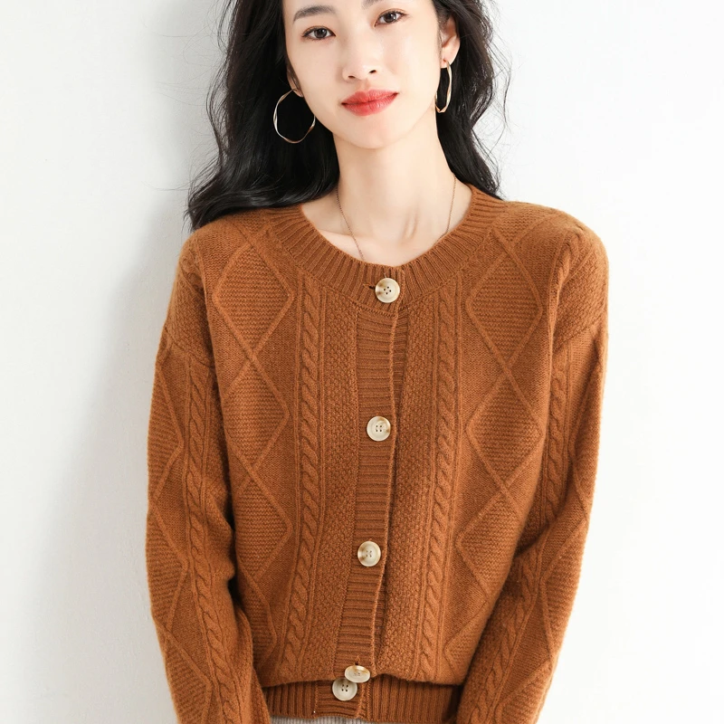 349大纽扣开衫时尚