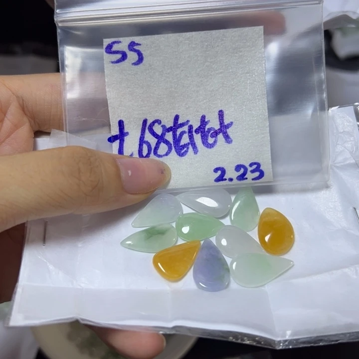 【闪购商品】定制翡翠未镶嵌好**息不退换