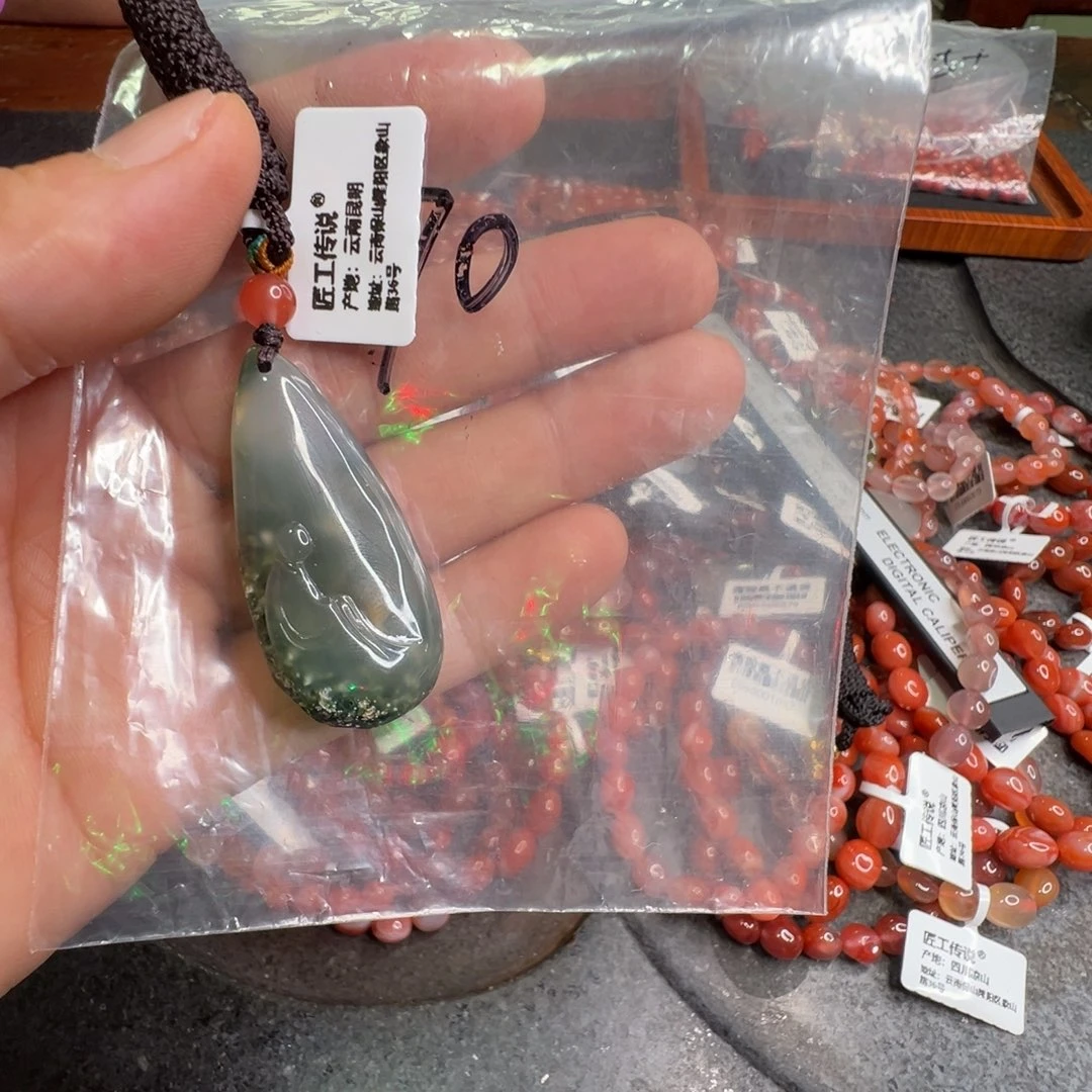南红玛瑙未镶嵌配饰70