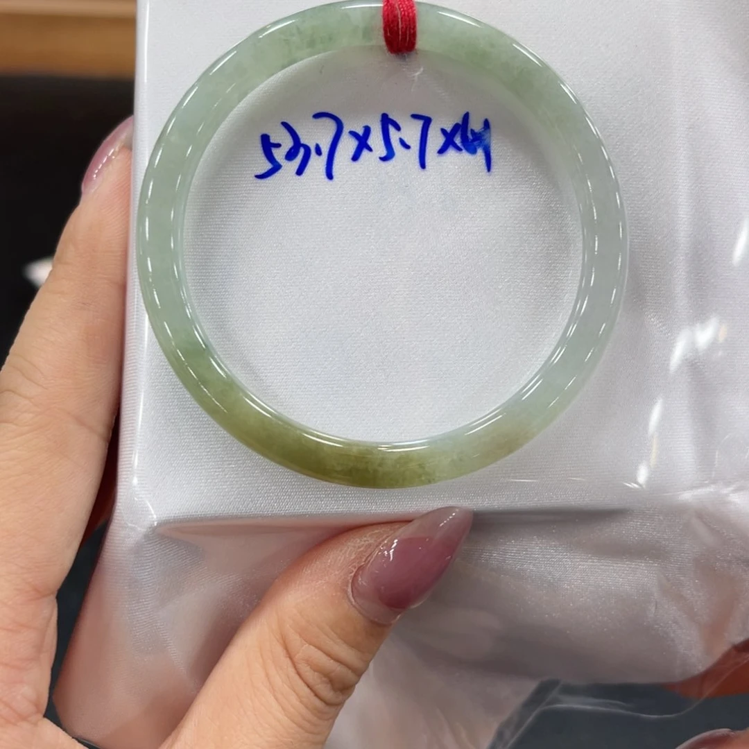 未镶嵌手镯翡翠翡翠