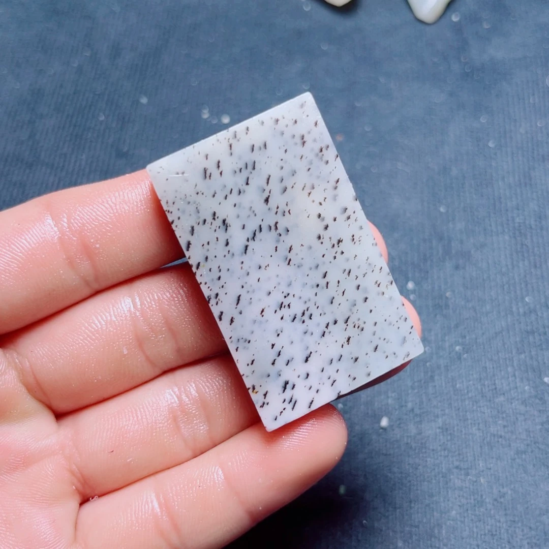 未镶嵌和田玉珠宝奇石