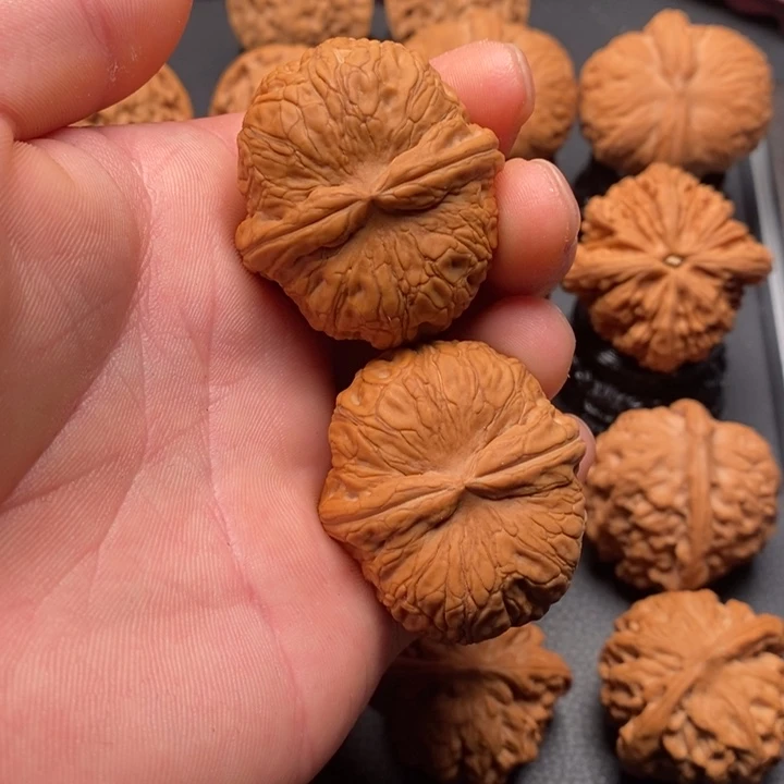 A***R核桃手串/手链元宝41全品