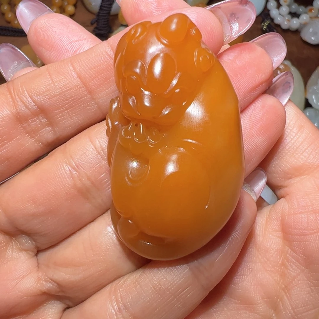 未镶嵌和田玉挂件水*月