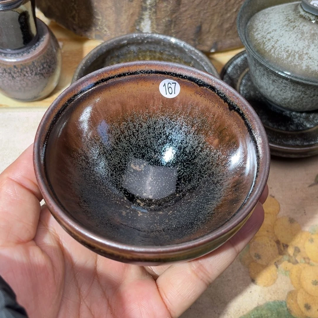 茶盏义兴龙窑坚持真柴烧