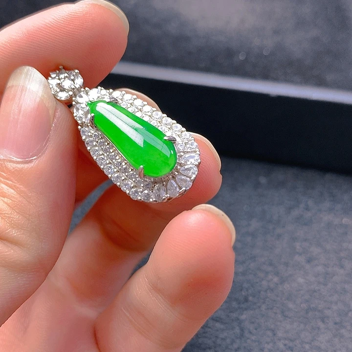 【闪购商品】翡翠银S925镶嵌颈饰翡翠