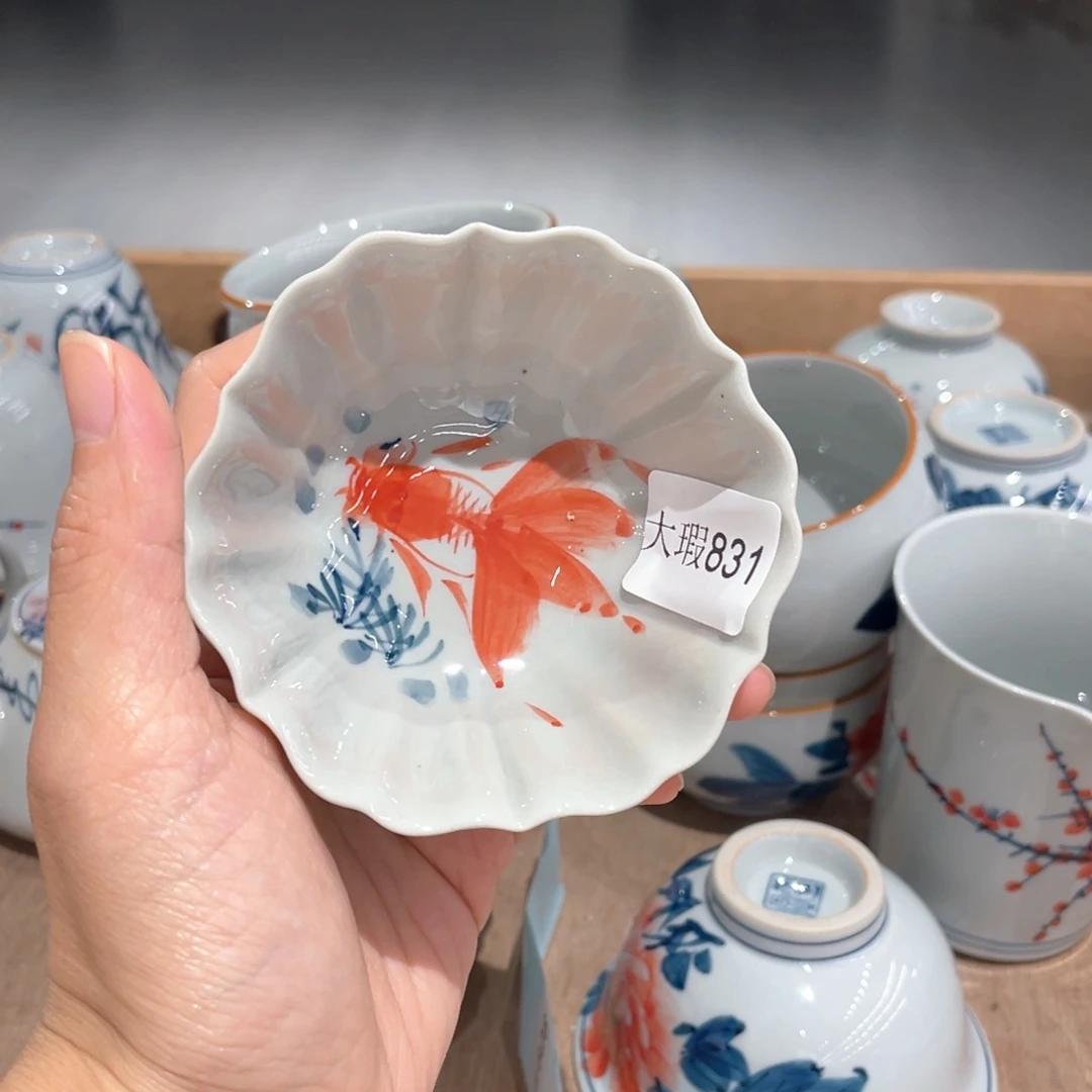 釉下手绘茶具微瑕