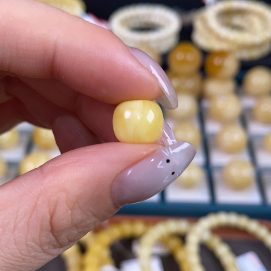 蜜蜡未镶嵌珠宝奇石卡10